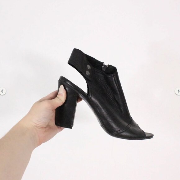 *Le Chateau Black Slingback Mule Heels Womens Open Toe Bootie Leather - Picture 3 of 5